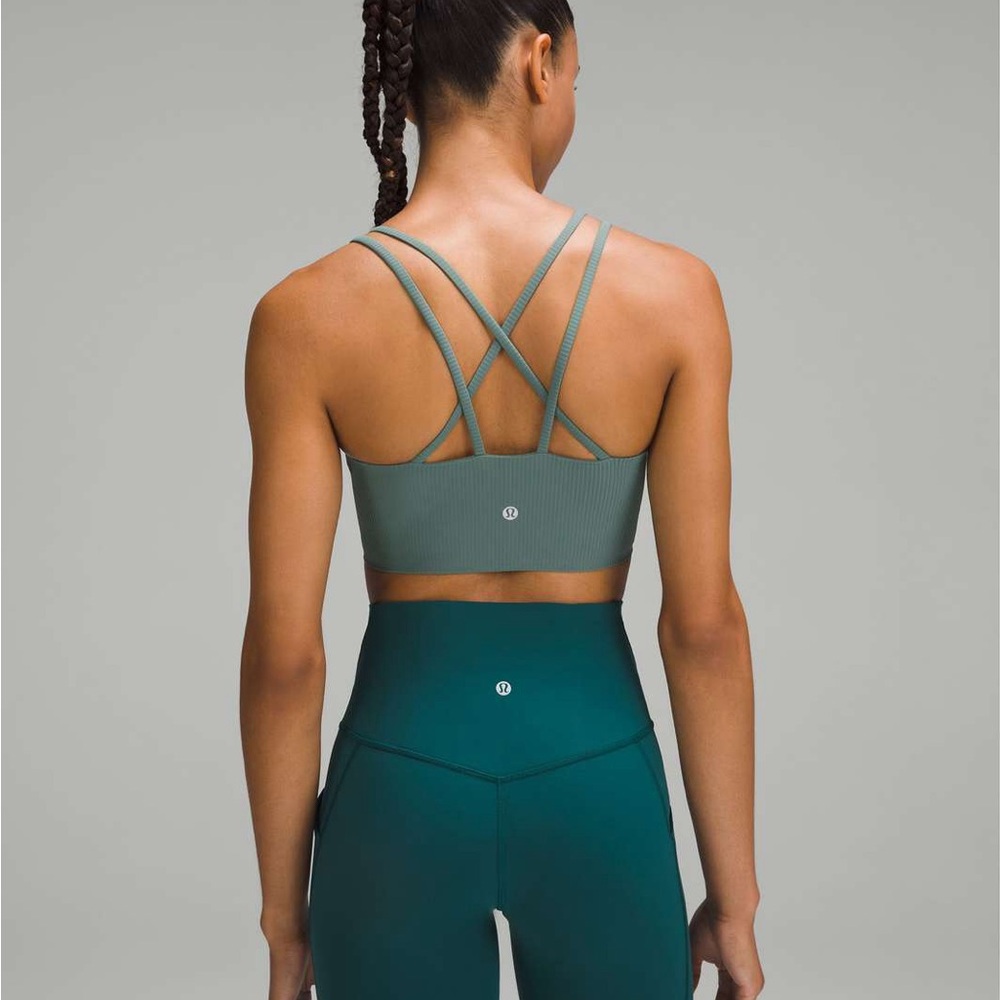 NWT Lulemon Like a Cloud Longline Bra - Size 4